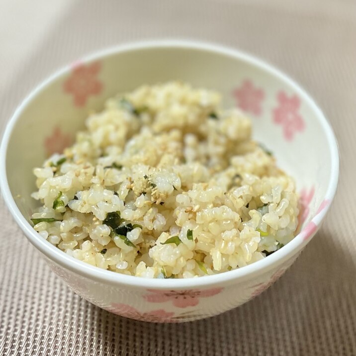 玄米のわかめご飯